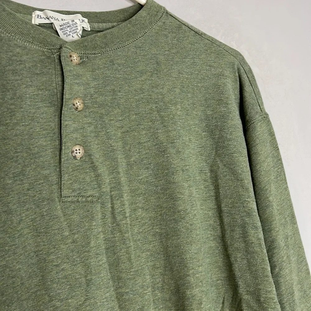 Banana republic cotton men’s button up long sleeve T-shirt large sage green